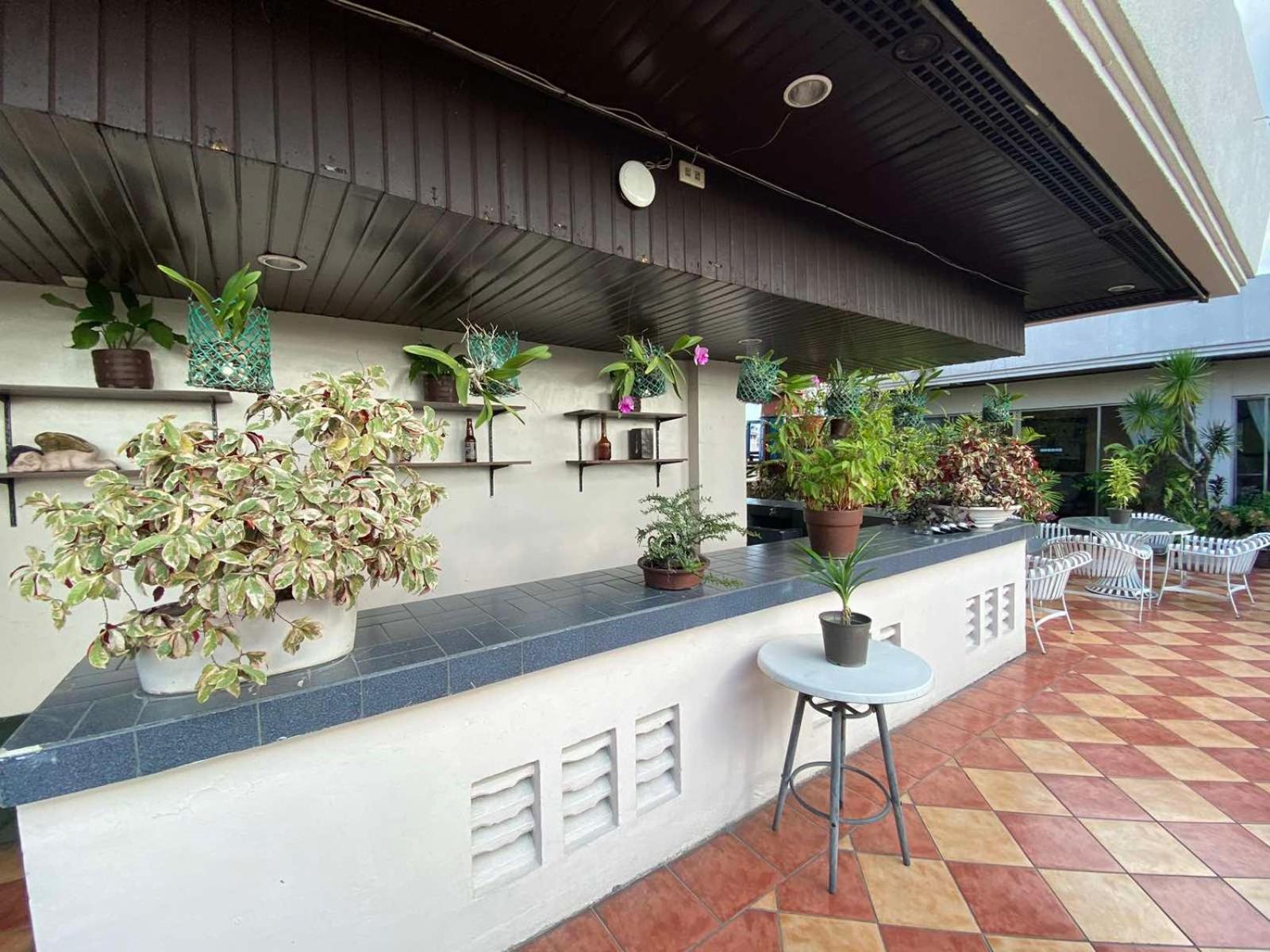 Stone House Quezon City San Juan  Eksteriør billede