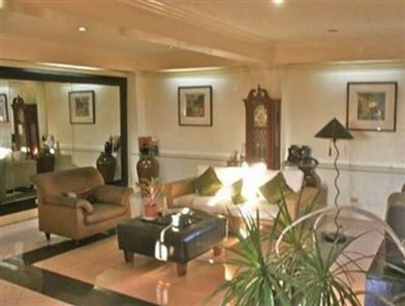 Stone House Quezon City San Juan  Eksteriør billede