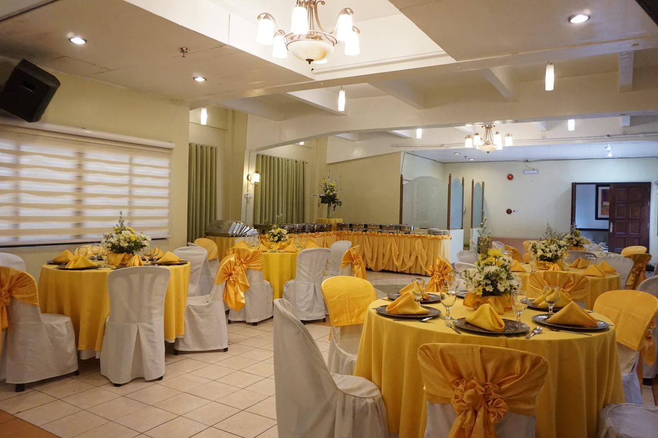 Stone House Quezon City San Juan  Eksteriør billede
